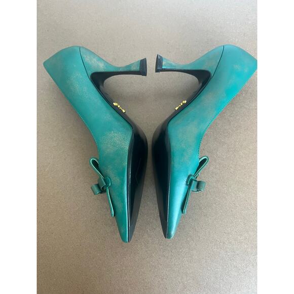 NWOB PRADA Leather Emerald Green Bow Top Faux Zipper Pointed Toe Heel Pumps 5.5 - Picture 4 of 12